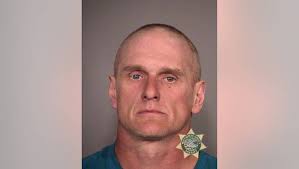 Years after son arrested, father also wanted in Snohomish County caught by  U.S. Marshals in Oregon