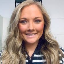 Best ceaser salad and fries? 👀👀 (bonus points if theyre this type of fry) 