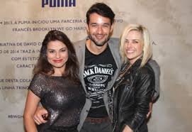 Eles nos deixam completamente envolvidos e apaixonados pela história de amor,. Sergio Marone Nathalia Rodrigues E Laryssa Dias Se Encontram Em Inauguracao O Fuxico
