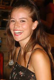 1 730 просмотров 1,7 тыс. Turkish Actress Fahriye Evcen Without Makeup Turkish Beauty Without Makeup Actresses