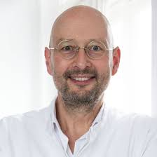 Dr. med. Thomas Knoll