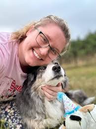 Tammi Moran's Instagram, Twitter & Facebook