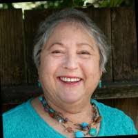 Karen Ettinger's Instagram, Twitter & Facebook