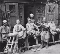 صور مصر المحروسة زمان صورة من احدى مقاهى القاهرة قديما Historical Figures Historical Egypt