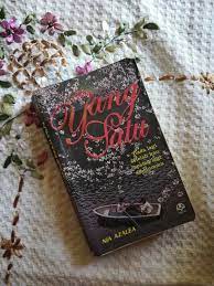 'kau yang satu' karya novelis nia azalea ini merupakan novel paling laris dan telah diulang catak sebanyak 20 kali sejak novel itu diterbitkan pada tahun 2003. Kau Yang Satu By Nia Azalea Books Stationery Books On Carousell
