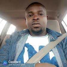 Abiola Idris's Instagram, Twitter & Facebook