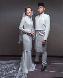 Baju pengantin nikah tunang instagram: Baju Nikah Emma Maembong In 9 Nikah Dress Nikah Outfit Baju Baju Baju Pengantin Diary Hijaber