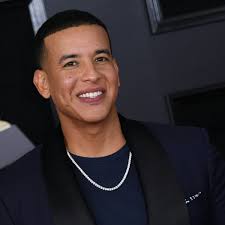 Listen to daddy yankee | explore the largest community of artists, bands, podcasters and creators of music & audio. Daddy Yankee Impostor Steals 2 3m In Jewels From Singer S Hotel In Spain Reggae The Guardian