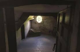 10 Fascinating Secrets Found Hiding Under People's Floorboards - Listverse
