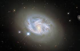 Es del tipo espiral barrada, hace poco se descubrió que nuestra galaxia. Picture Of The Week Esa Hubble