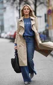 Photos From Street Style At Fall 2020 Fashion Week E Online Trench Coat Outfit Spring Spring Coat Outfit Trench Coat Street Style