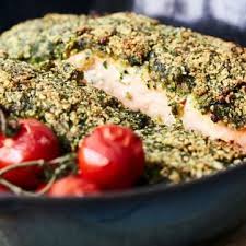 Saumon En Croute D Herbes Et Noisettes Recept In 2020
