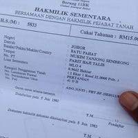 Majlis perbandaran batu pahat manages the local issues in batu pahat. Pejabat Tanah Batu Pahat Capitol Building