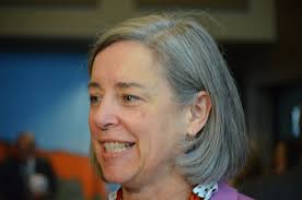 Stabenow, USDA official visit Detroit, salute schools and farmers for  student meal effort • Michigan Advance