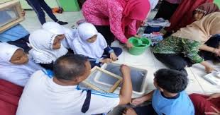 Pada awal berdirinya, sekolah ini bernama sdn no. Gelar Bazar Tiap Minggu Minggu Pertama Keuntungan Bazar Sdn Kandangan Iii Digunakan Untuk Infaq Tunas Hijau Id