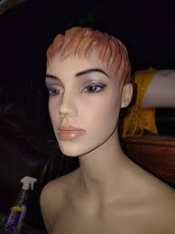 Interest in custom sculpt designer figures?