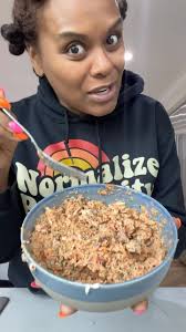 Here’s a fun vegan lunch idea for this week! “Tuna” salad using carrot pulp  and leftover jackfruit! Whenever I juice carrots I save the pulp to make  recipes like this or sushi! It’s so good! Love ...