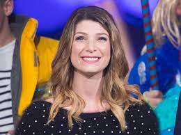 Chloe Nabedian Ces Courriers Un Peu Salaces Et Des Insultes Un Peu Violentes Recus Par La Pres Presentatrice Meteo Salace Insultes