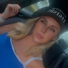 First time Goldendoodle mom with puppy Nelson