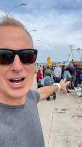 Josh Post (@mejoshpost) • Instagram photos and videos