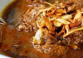 Menu lauk pauk ayam opor enak dengan racikan bumbu dapur sederhana. 10 Makanan Khas Indramayu Yang Terkenal Enak