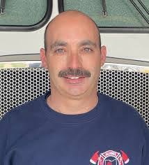 Kevin Laux's Instagram, Twitter & Facebook