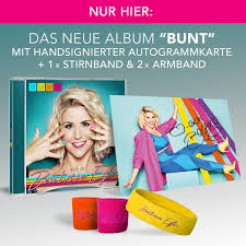 Und nun meldet sie sich mit einem paukenschlag zurück: Bravado Bunt Best Of 2cd Deluxe Edition Mit 6 Neuen Songs Den Grossten Hits Sowie Bonus Cd Album Fanpaket Beatrice Egli Cd Bundle