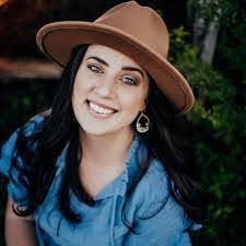 Jodie Fithian's Instagram, Twitter & Facebook