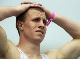 Coaches push players away from supplements, toward weight room