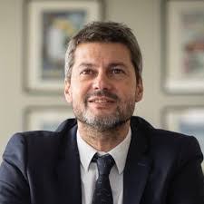 Alan Saavedra's Instagram, Twitter & Facebook