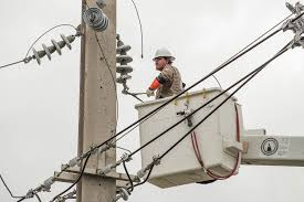 Top 10 Most Dangerous Jobs In America Topteny Com Dangerous Jobs Dangerous America