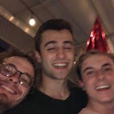 Austin (@austin.burnham)