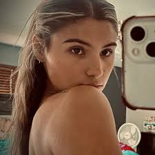 Arianna Carr (@arianna.carrr) · Instagram 照片和视频