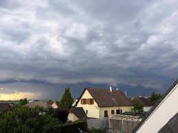 Trois départements restent en alerte orange pour inondations : Alerte Violents Orages Ce Mardi Suivi En Direct Actualites La Chaine Meteo