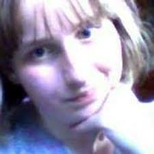 Lily Schultz's Instagram, Twitter & Facebook