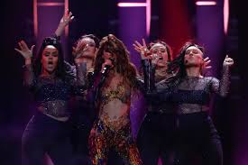 Dance eleni foureira fuego fuego eleni foureira ελένη φουρέιρα fuego fuego ελενη φουρειρα. Apisteyto H Elenh Foyreira Perase Thn Beyonce Sto Pagkosmio Digital Ranking Party Fm 104