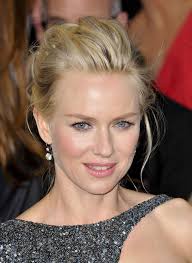 Get Naomi Watts' Perfectly Messy Oscars Updo