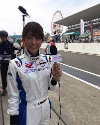 いいね 15 6千件 コメント126件 岡副麻希 maki okazoe official のinstagramアカウント こんにちは 今夜の スーパーgtプラス は スーパーgt 第３戦のgt300クラス決勝をお届けします in 2021 varsity jacket jackets fashion