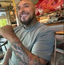 Influencer Thought It Was Safe to Date Again — Then Her Ex-Husband Struck,  Before an Off-Duty Deputy Stepped In