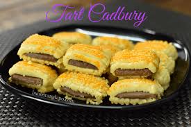 Dah ramai orang cuba resepi dia.siap boleh buat business kek. Tart Cadbury Viral Buat Orang Lapo