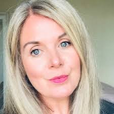 Nadine Reilly's Instagram, Twitter & Facebook