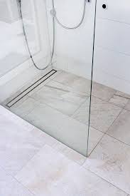 Als meisterbetrieb mit langjähriger erfahrung bieten wir ihnen hohe handwerkliche qualität, wertvolle materialien sowie faire preise. Ihr Fliesenleger Meisterbetrieb In Nurtingen Brandle Martel