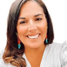 Jennifer Boughner's Instagram, Twitter & Facebook