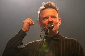 These aliens are the allies the human race needs in the upcoming. Hooverphonic Frank Turetzek