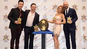 En el natalicio de roberto cantoral, google rinde homenaje a su trayectoria musical; Los Cantoral Reciben Un Reconocimiento Por Su Trayectoria Artistica