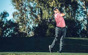 Rahm, who was born in barrika, spain, but now resides in scottsdale, arizona while he is not expected to start 2021 using an odyssey putter, he has been testing different models and is expected to add one to his bag in the. Jon Rahm Signs With Callaway Shoots 59 With New Gear