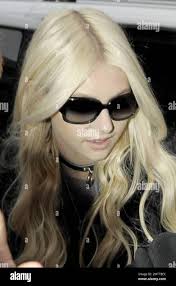 Taylor momsen aus -Fotos und -Bildmaterial in hoher Auflösung