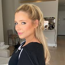 Sami Myers (@__theglossboss__) • Instagram photos and videos