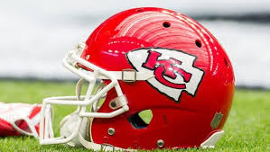 Alibaba.com offers 1,584 master chief helmet products. Boy Whose Chiefs Helmet Was Stolen Gets New Signed One Ozark Radio News