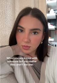 Allison Ashbrook's Instagram, Twitter & Facebook